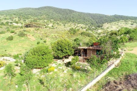 Stone Hut for 4 People – Al Barouk, Chouf