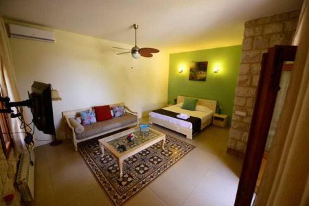 Achtarout Room#2 in a Guesthouse – Abdelli, Batroun