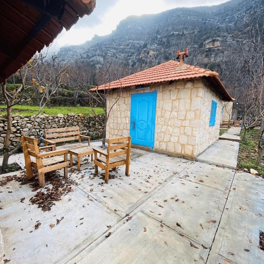 Stone Chalet – Bqarsouna, Dannieh