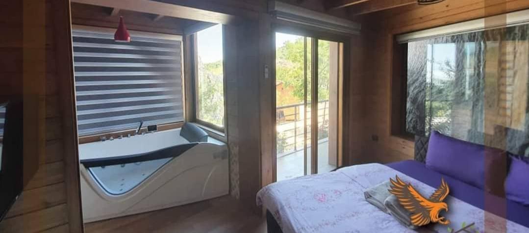 Chalet Five (duplex with Jacuzzi)- Mrouj, Zaarour