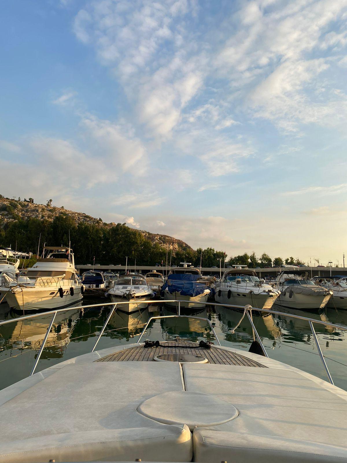 Boat Rental for 5 hours – Zouk Mosbeh