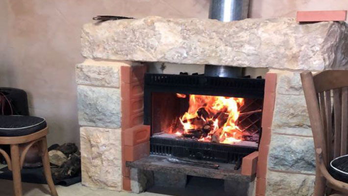 Stone Hut for Couples with Pool – Al Barouk, Chouf