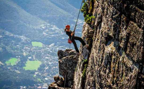 CLIMBING/ABSEILING Akoura