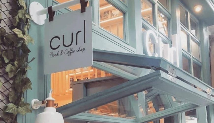 Curl Books & Coffee