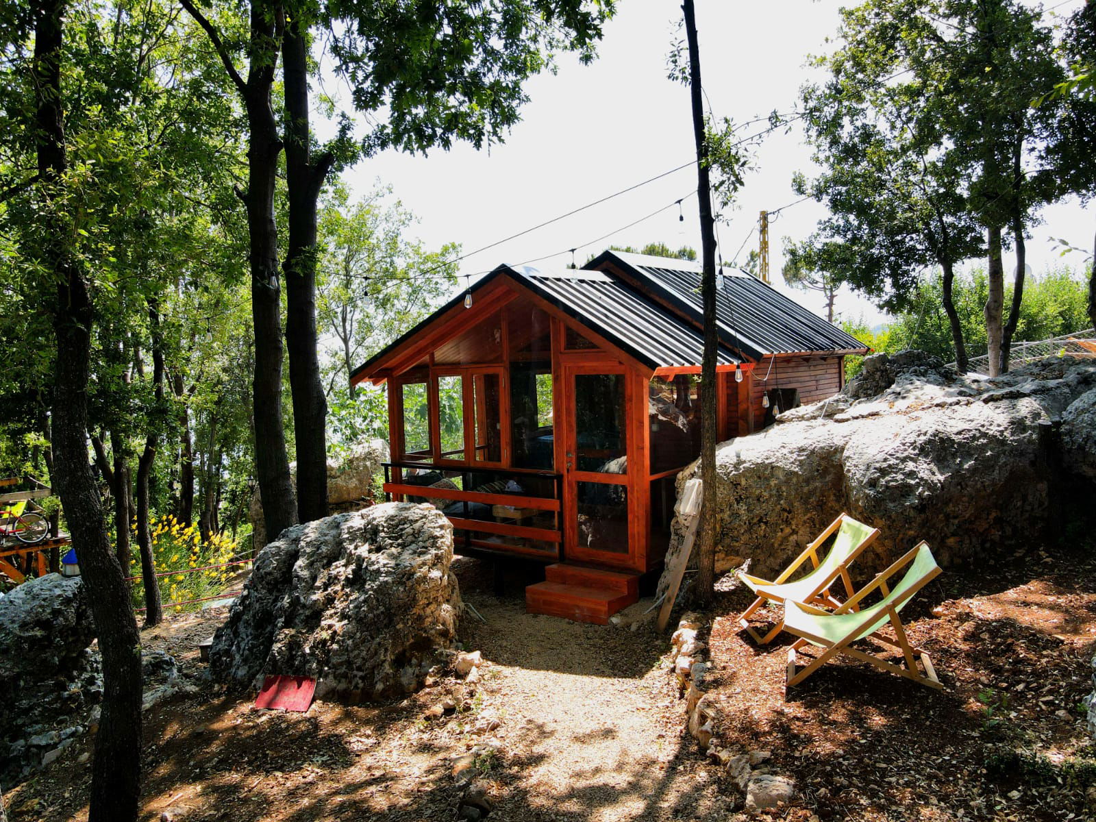 Azul Cabin (on the ground) – Kfardebian