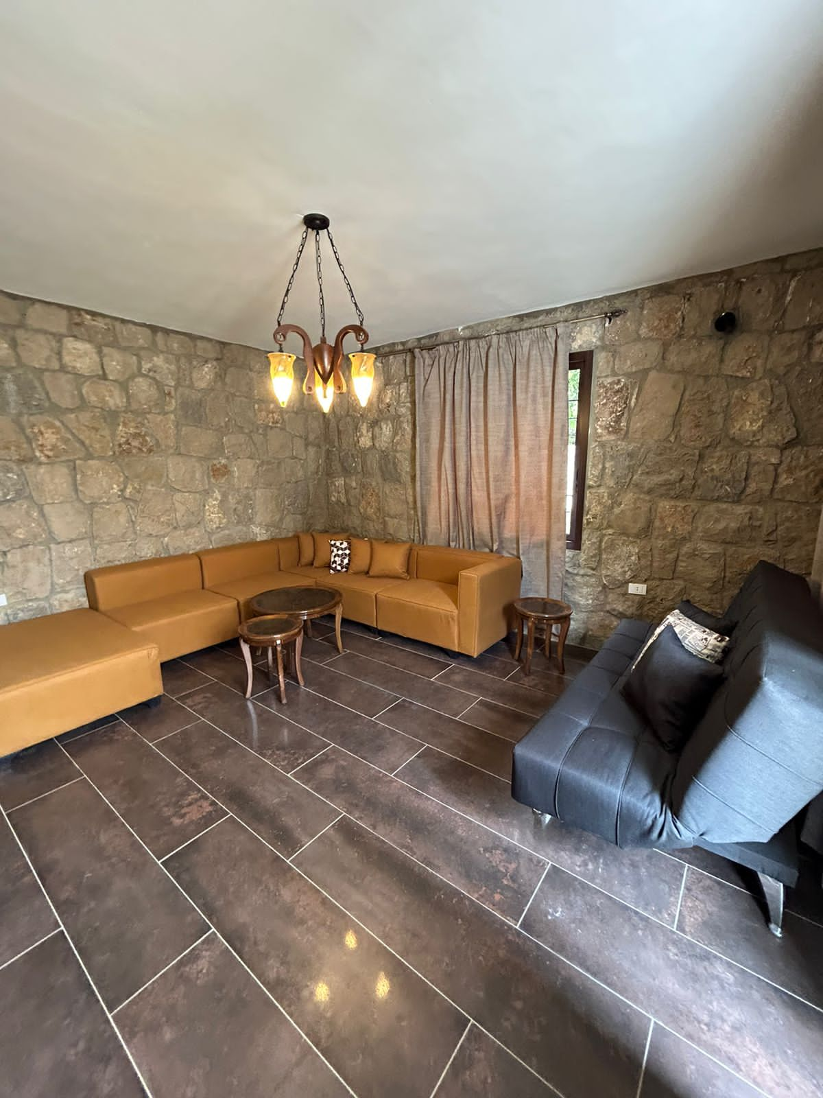 Stone Bungalows – Mazraat Kfardebian