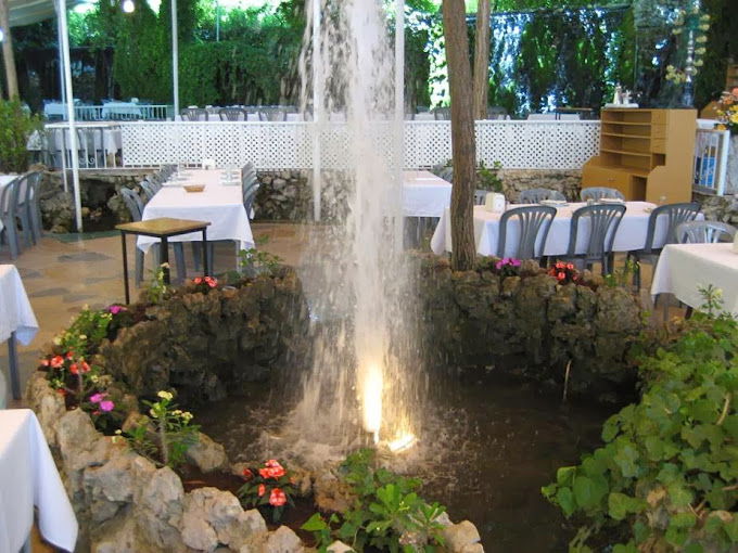 El Yammine Restaurant