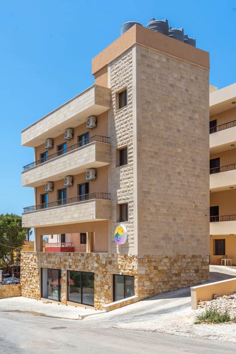 Sunrise Apartment  – Entrance of Batroun