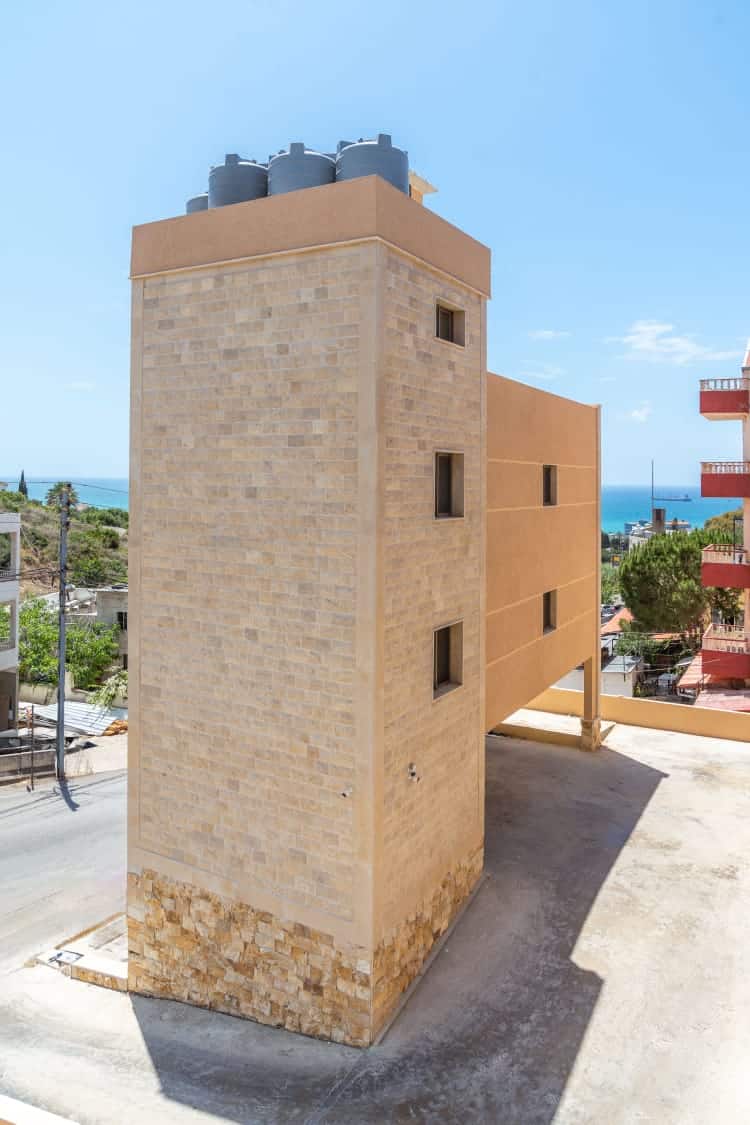 Sunrise Apartment  – Entrance of Batroun