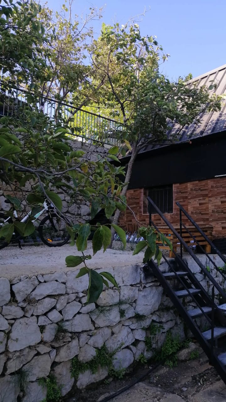 Black Chalet – Mayrouba