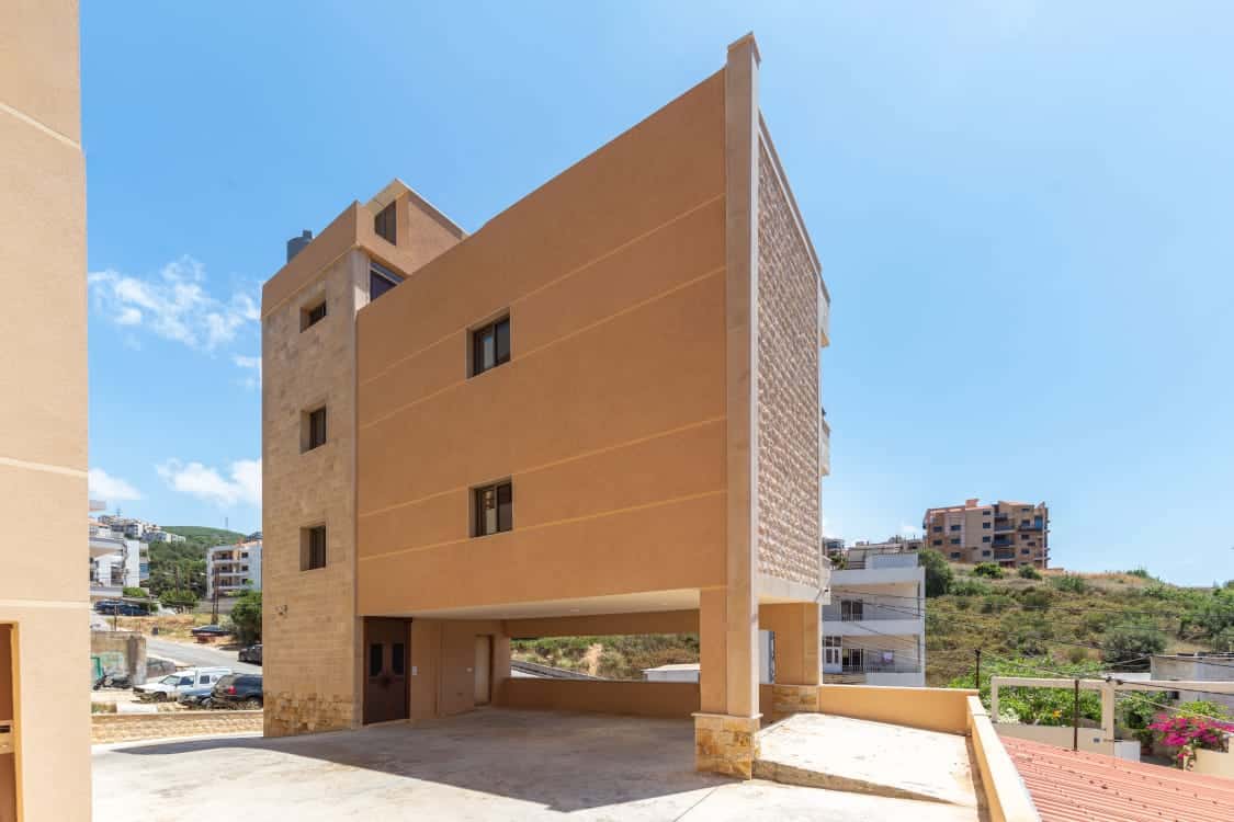 Sunrise Apartment  – Entrance of Batroun