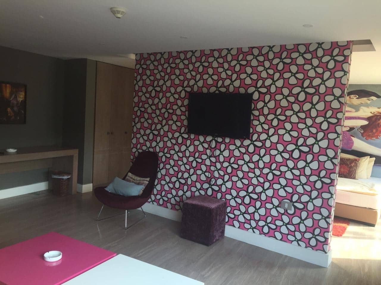 Barbie Suite in a Beach Resort – Halat, Jbeil