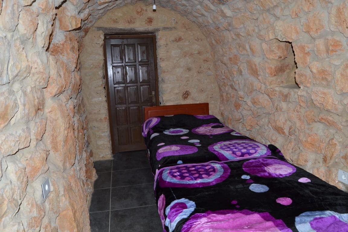 Stone Guesthouse – Ain Kfaa, Jbeil