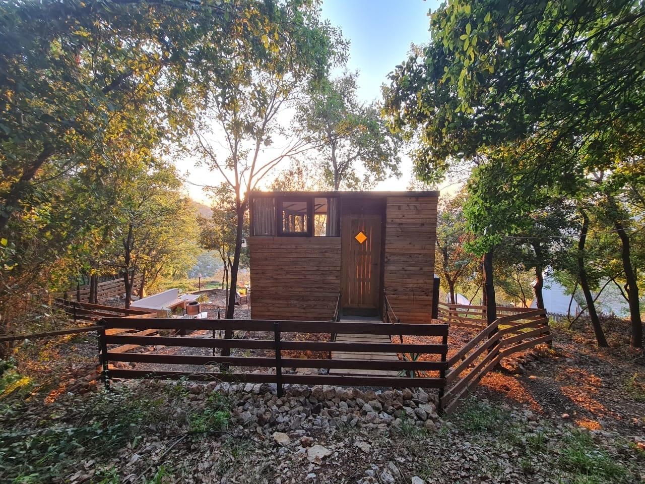 TreeHouses- Ain el Teffaha, El Matn