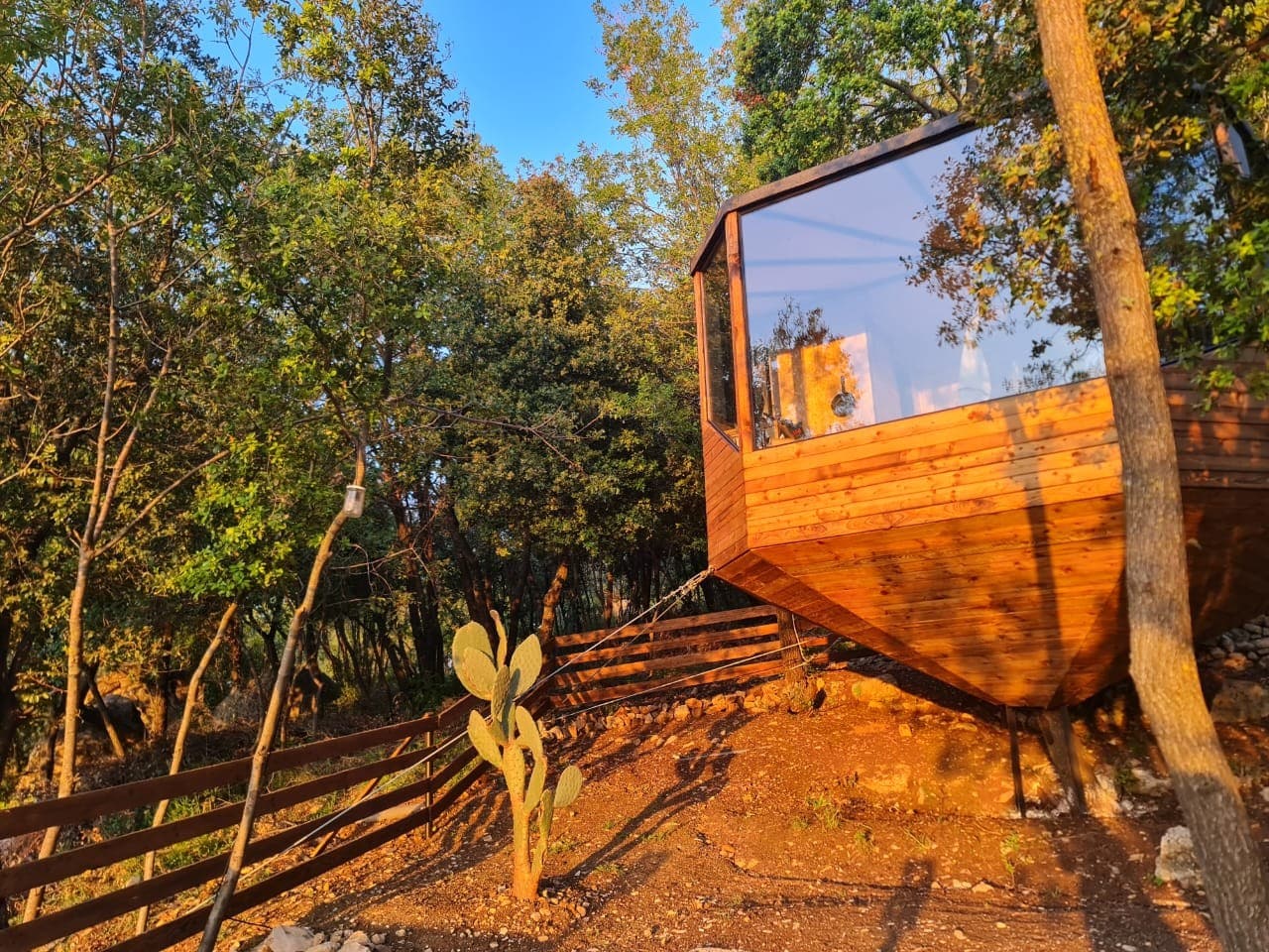 TreeHouses- Ain el Teffaha, El Matn