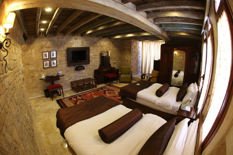 Deluxe Double Room in a Traditional Village – Beirut