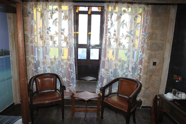 Deluxe Double Room in a Traditional Village – Beirut