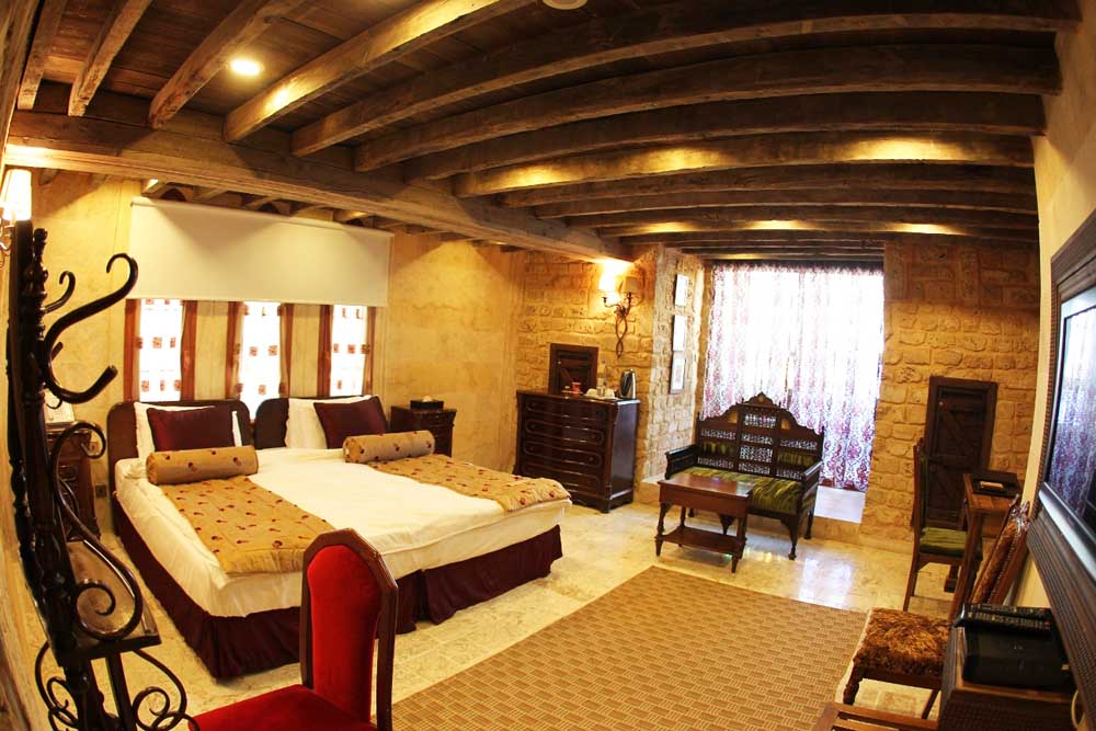 Deluxe Double Room in a Traditional Village – Beirut