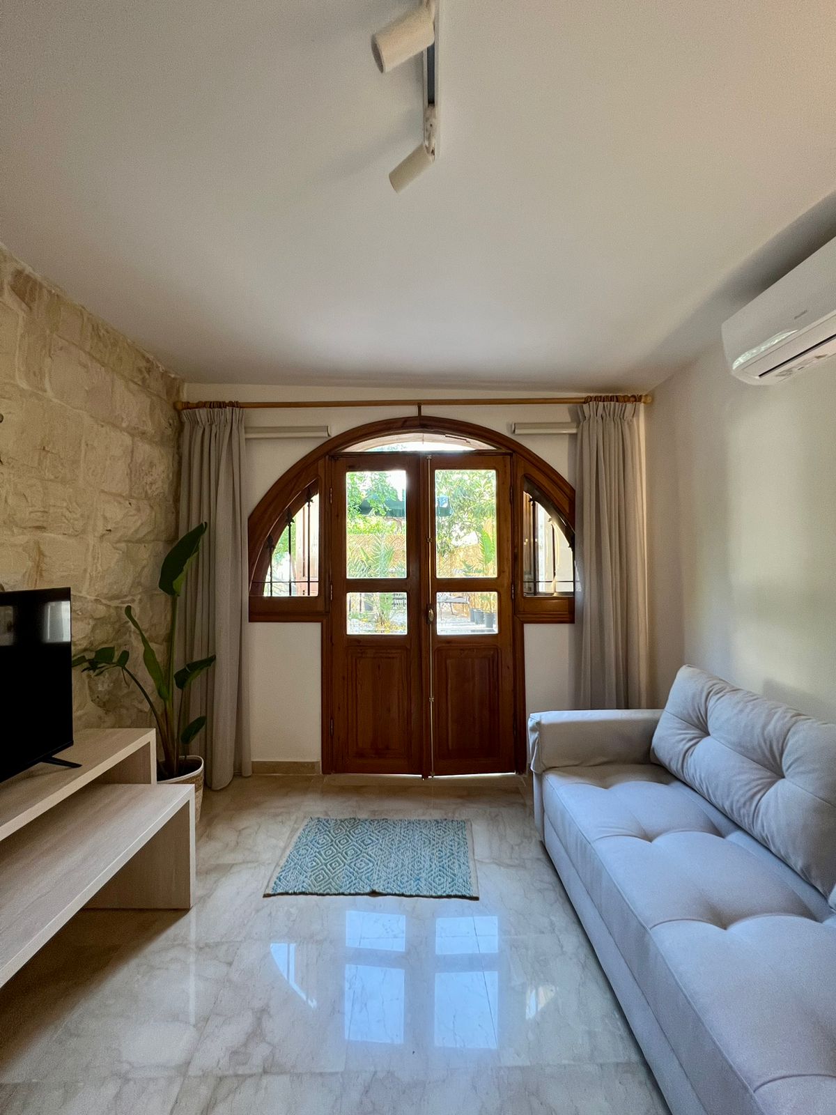 Chalet with a Garden – Kfarabida, Batroun