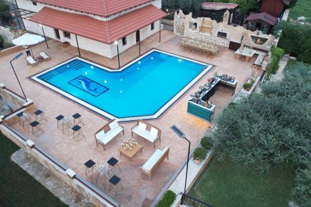 ROOM 1 in a Villa with a pool – Edde, Jbeil