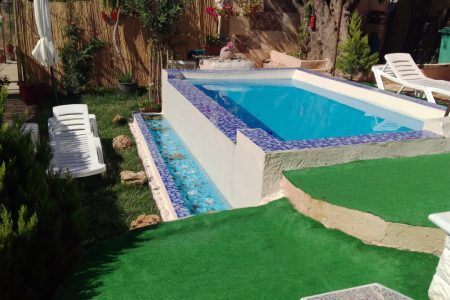 House with Pool – Mazraet el Chouf