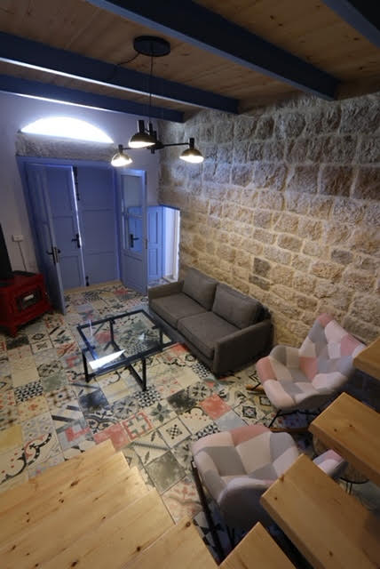 Guesthouse – Midan, Ehden