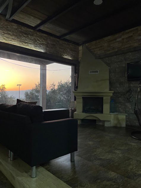 Villa with Pool – Zebdine, Jbeil