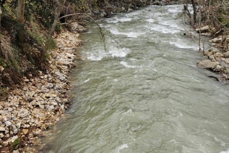 منظر نهر هادي في يحشوش