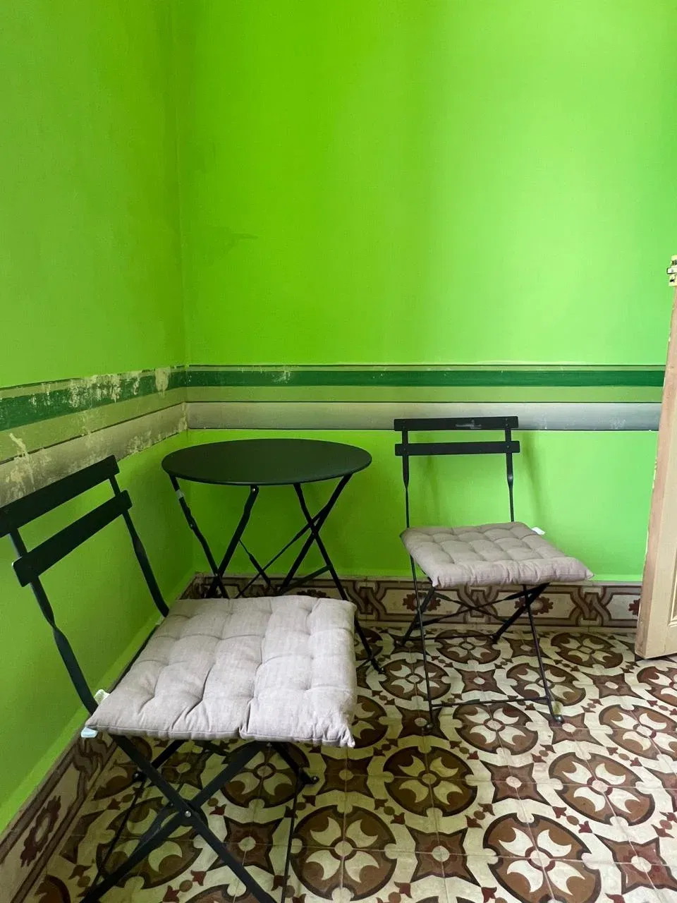 Azize Room in a Guesthoune – Beino, Akkar